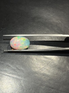 ธรรมชาติที่ไม่ได้รับการรักษาโอปอลเอธิโอเปียที่มีคุณภาพสูงรูปไข่4.00 Cts พลอยหลวมกับหลายไฟเล่นโดย Sadiya นานาชาติ - Product Image 4