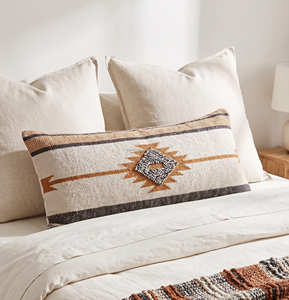 Funda de Almohada Decorativa de Algodón Kilim con Patrón Tribal de Rayos de Sol para Hogar Rústico, Estilo Granja y Mediterráneo - Product Image 2