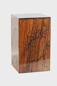 Urna de Resina con Diseño de Olas del Océano, Hecha a Mano, Caja Conmemorativa de Madera de Teca - Product Image 1