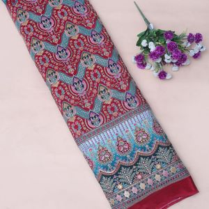 Tela Crepé Ligera Rojo Oscuro de 54 Pulgadas con Bordado Elaborado de Patrón Floral para Kurtis, Túnicas, Anarkalis, Vestidos y Trajes Salwar - Product Image 2
