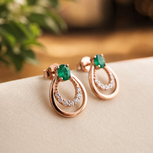 Pendientes de Piedras Preciosas Ovaladas Verdes, Pendientes de Moissanita Chapados en Oro Amarillo de 10K, Joyería con Microincrustaciones de Diamantes para Mujer - Product Image 4