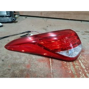 Feu arrière gauche d'occasion i40 924013Z300 - Product Image 3
