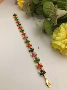 Pulsera de Perlas Reales de Latón de Primera Calidad con Baño de Oro, Diseño Moderno para Fiestas, Bodas y Eventos, para Mujer - Product Image 5