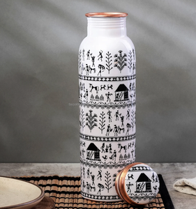 ขวดน้ำทองแดงแท้รักษ์โลกสำหรับการดื่มเพื่อสุขภาพทุกวัน ใช้ได้ทั้งกลางแจ้งและในออฟฟิศ รับทำโลโก้และบรรจุภัณฑ์ตามสั่งจากอินเดีย - Product Image 5