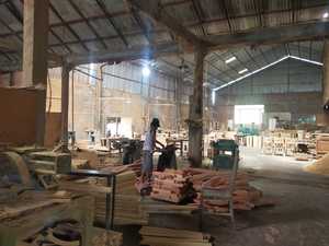 Table de chevet durable à 1 tiroir avec 1 étagère de rangement Table d'appoint de chambre en bois de teck durable Armoire de chevet en bois massif naturel - Product Image 5