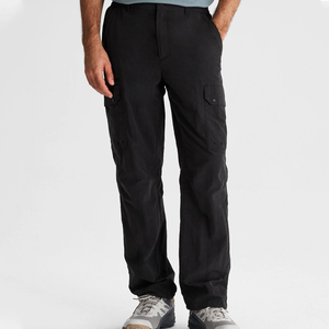Pantalon cargo en coton léger, coupe ample, couleur noire, design unique, style streetwear décontracté, nouveau produit, avec logo personnalisé, fournisseur fiable. - Product Image 1