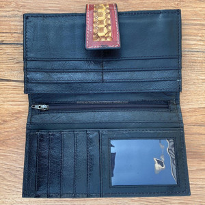 Vente chaude en cuir de fourrure de vachette usiné à la main pochette Western coque de téléphone à motifs portefeuille élégant multi-utilisations portefeuilles de créateurs - Product Image 5