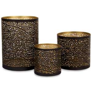 Porte-bougie votif en fer de style antique avec finition noire et motifs découpés pour une décoration romantique de table de mariage - Product Image 2