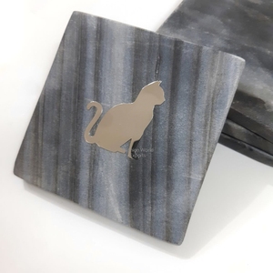 Dessous de verre gris marbre naturel moderne Tapis de boisson rond avec côtés incurvés pour table basse et bureau Design en pierre blanche et noire - Product Image 4