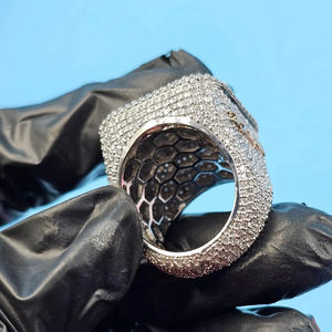 Bague Hip Hop Moissanite VVS personnalisée avec logo lettre, certifiée IGI, en argent 925, bijoux fins pour homme, idéale pour les fêtes - Nouveauté très prisée - Product Image 5