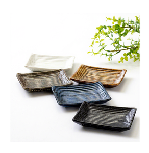 สินค้าขายดี จานสี่เหลี่ยมจิ๋ว น่ารัก หรูหรา พร้อมโลโก้สั่งทำพิเศษ - Product Image 1