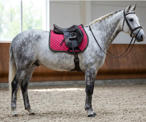 Quilted Horse Saddle Pad | Breathable <b>Equestrian</b> Saddle Cloth with Faux Fur Trim | Horse Riding Equipment Wholesale - Product Image 3