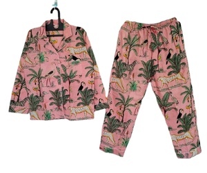 Traje de noche de mujer con Estampado de jungla informal de lujo, vestido de algodón suave y Conjunto de pijama con estampado de animales para damas de honor - Product Image 1