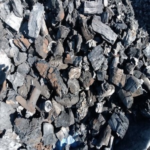 Charbon de bois pour la cuisson, le grillage et le chauffage, à combustion constante et forte production de chaleur - Product Image 6