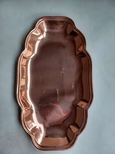 Plateau à pain en cuivre, idéal pour servir en cuisine, comme centre de table ou pour les présentoirs de boulangerie. Plateau décoratif en cuivre. - Product Image 6