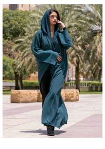 Vente en gros - Robe Abaya noire unie pour femmes, longue, avec hijab, manches droites, col rond, polyester, vêtements islamiques modestes - Product Image 2