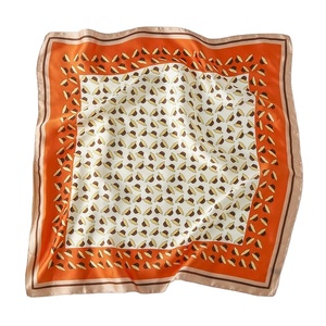 Fabricant d'écharpes en satin imprimées sur mesure OEM ODM Marque privée Promotion d'entreprise Publicité Cadeau Nigeria Ghana Kenya Congo - Product Image 1