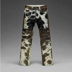 Pantalones de cuero estilo occidental para hombre con estampado de vaca en venta. Pantalones de cuero para hombre de la mejor calidad. Personalización directa de fábrica disponible. - Product Image 1