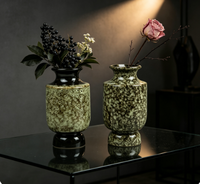 Ensemble de 2 vases en céramique pour table, décoration d'intérieur, couleur et taille personnalisables, design bohème, émail mat écologique, poignée en forme de fleur