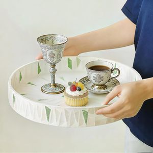 Plateau de service rond en nacre avec poignées - Plateau décoratif en nacre incrustée fait main pour table basse, ottoman et cuisine - Product Image 1