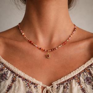 Collar de Cuentas de Ágata Roja con Colgante de Sol, Gargantilla de Piedra Natural, Joyería Boho Celestial de Piedras con Cuentas - Product Image 2