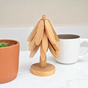 Ensemble de dessous-de-verre en bois en forme d'étoile avec support en bois, design nordique, antidérapant, pour la décoration de la maison et de la cuisine - Product Image 2