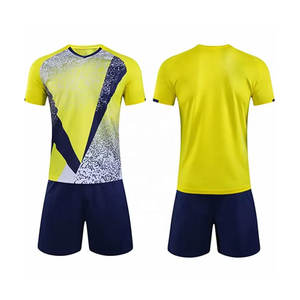 Uniformes de Fútbol Personalizados para Hombre, Manga Corta, Transpirables, de Secado Rápido, 100% Poliéster, Tecnología Profesional - Product Image 3