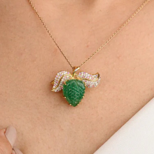 18K <b>Solid</b> Yellow <b>Gold</b> 8.88 Carat Carved Leaf Emerald Fine Brooch Pin - Product Image 1