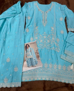 คอลเลคชั่นชุดสาหรี่กะมีซปักลายผีเสื้อ Gulkayra Butterfly Chinnon พร้อมงานปักอย่างประณีต มีแคตตาล็อกครบชุด จำหน่ายในราคาขายส่ง - Product Image 5
