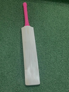 Professional Cricket Hardball Bat Best English Willow Materials Sports Equipment High Quality <b>Balls</b> - Product Image 2