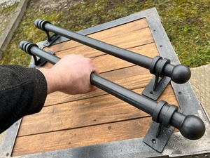 Poignée de porte traditionnelle en fer forgé à la main, résistante à la rouille, revêtement en poudre, installation facile, pour portails/portes de 10 pieds - Product Image 4