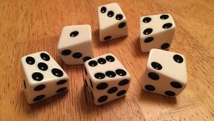 Bloque de Madera Grande con Logotipo Personalizado en Color y Puntos Perforados para Juegos Educativos Divertidos en el Patio, Dados de Madera Gigantes - Product Image 5