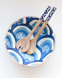 Juego de Regalo con un Impresionante Diseño Hecho a Mano, Tazón Grande de Madera para Servir con Tapa y Cucharas, Colibrí - Artesanía Natural de la India. - Product Image 3