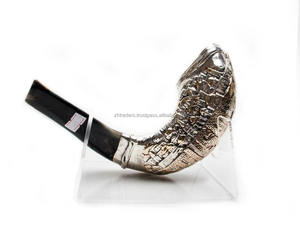 Corne de guerre viking polie à la main, écologique, en corne de bœuf naturelle, décorée d'un motif animal en agate, véritablement historique - Product Image 6