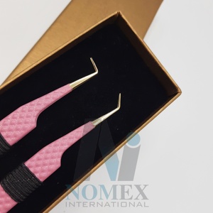Ensemble de pinces à cils en acier inoxydable plaqué or à 90 degrés et 45 degrés, poudre rose écologique pour les soins personnels - Product Image 2