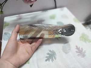 Peigne en corne de buffle naturelle artisanal avec des dents fines et larges pour les cheveux et la barbe à prix de gros de falak World Export - Product Image 2