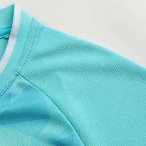 Maillot de football à manches longues et short d'entraînement personnalisés avec nom et logo pour hommes et enfants - Product Image 3