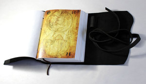 Journal en cuir de buffle véritable brun, souple et flexible, avec couverture rigide et poème imprimé à l'intérieur, idéal pour les voyages. - Product Image 3