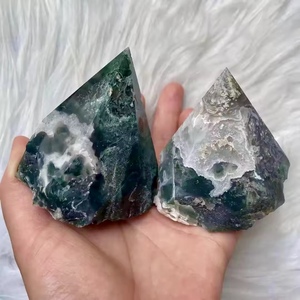 Tour de cristal en agate mousse naturelle en gros avec base brute pour la décoration intérieure, la guérison Reiki, les pierres énergétiques et les spécimens minéraux - Product Image 4