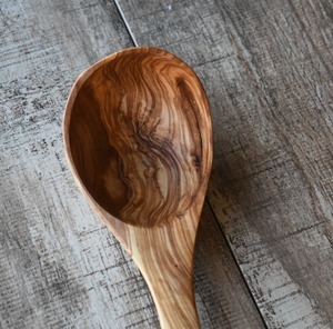 Cuillères en bois sculptées à la main, mini-cuillères de service fantaisie, ustensiles rustiques faits à la main et idée cadeau unique - Product Image 3