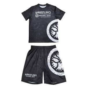 Ensemble de lutte personnalisé unisexe le plus vendu, t-shirt et short, impression numérique, ensemble 2 pièces, 100% polyester, léger et respirant - Product Image 1
