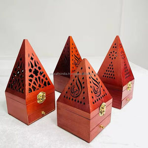 Quemador de incienso de cono de madera hecho a mano, peso ligero, calidad de exportación, perfecto para meditación y relajación disponible para la venta - Product Image 3