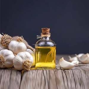 Huile d'ail |   Huile d'extrait d'ail naturel pour la transformation alimentaire nutraceutique, usage cosmétique, qualité export - Product Image 3