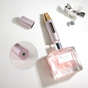 <span class=keywords><strong>Furio</strong></span> Classic Ventana Apertura Mini Viaje Portátil 5ml 8ml 10ml Válvula de llenado inferior Cosméticos Perfume Botella de spray - Product Image 5