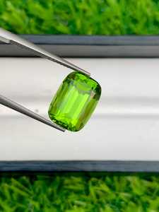 Peridoto natural, corte cojín, piedra preciosa verde, piedra de nacimiento de agosto, piedra suelta brillante para joyería fina - Product Image 1