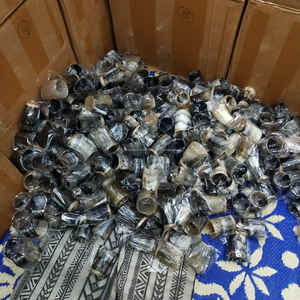 Corne à boire viking sculptée à la main de luxe, en corne de bœuf naturelle, à prix avantageux - Product Image 2