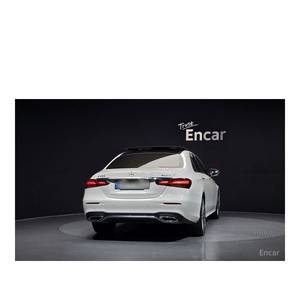 Mercedes-Benz Clase E E350 4MATIC AMG Line 2023, 72,207 km, Caja de Cambios Automática, Asientos de Cuero, Volante a la Izquierda, Cámara Trasera - Product Image 4