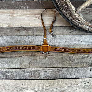 Harnais de polo pour cheval durable, conçu pour une position sécurisée de la selle, adapté à l'équitation équilibrée, à l'entraînement et à l'utilisation équestre professionnelle. - Product Image 6