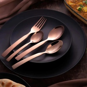 Ensemble de couverts en métal pour cuisine design, cuillère, fourchette, ensemble de service, parfait pour une table à manger sophistiquée - Product Image 3