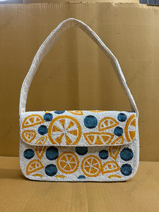 Sac à bandoulière artisanal en perles de fruits oranges pour femmes, vente en gros |   Fabricant de sacs à main personnalisés en perles de rocaille - Product Image 2